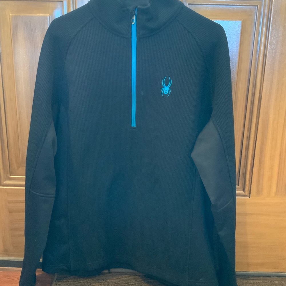 Men’s Spyder shirt